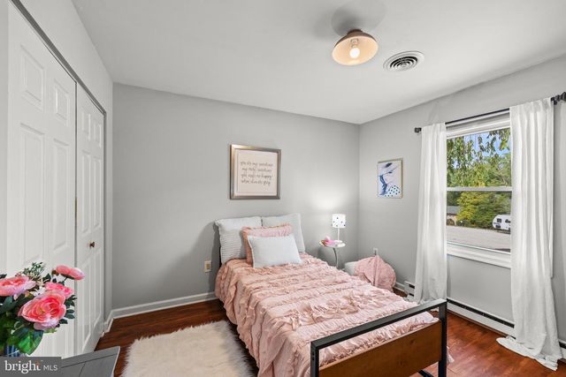 223 PINEVIEW DR, Palmyra, PA 17078