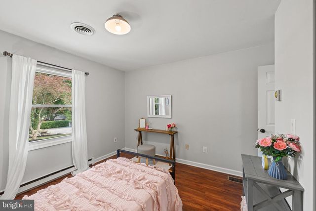 223 PINEVIEW DR, Palmyra, PA 17078