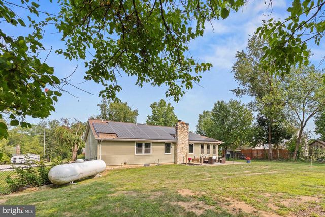223 PINEVIEW DR, Palmyra, PA 17078