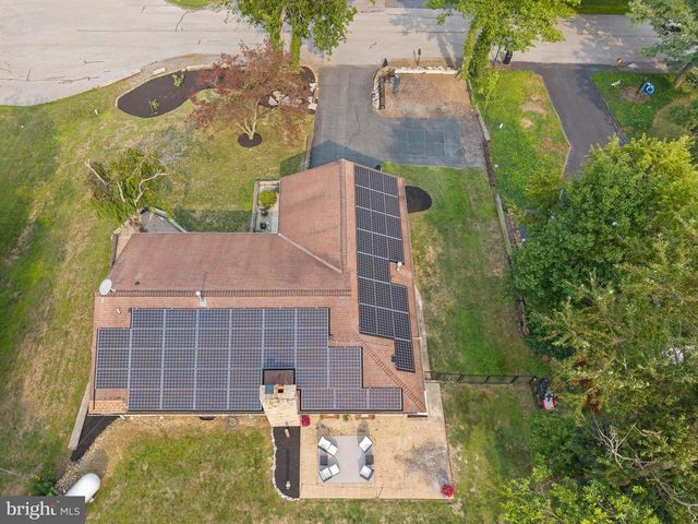223 PINEVIEW DR, Palmyra, PA 17078