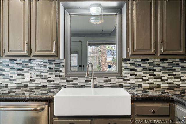 2630 Columbus Avenue, Muskogee, OK 74401