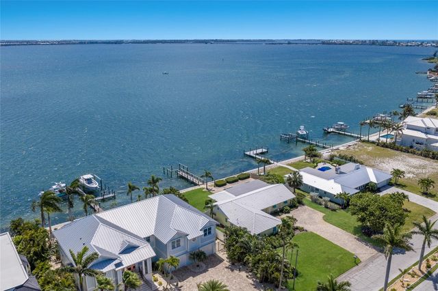 633 KEY ROYALE DRIVE, Holmes Beach, FL 34217
