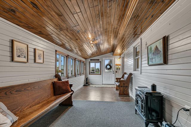 42720 County Road 3, Holdingford, MN 56340