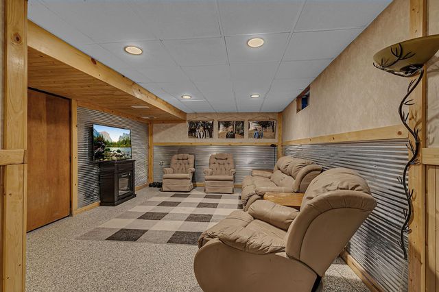 42720 County Road 3, Holdingford, MN 56340