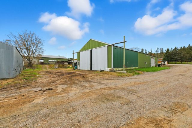 42720 County Road 3, Holdingford, MN 56340