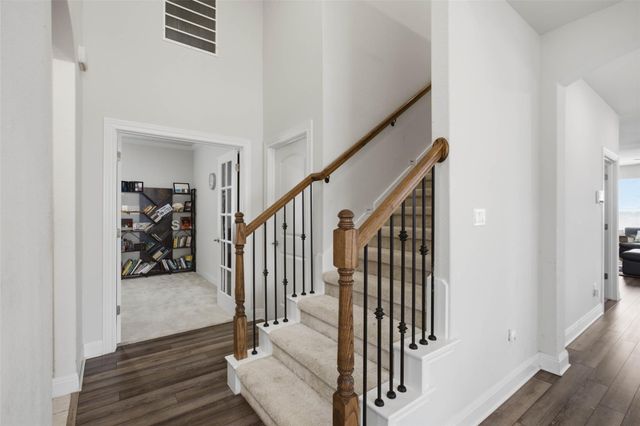 137 Jasmine LN, Marble Falls, TX 78654