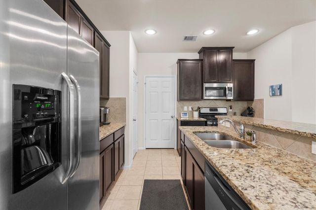 8031 Villa Lago Lane, Houston, TX 77070