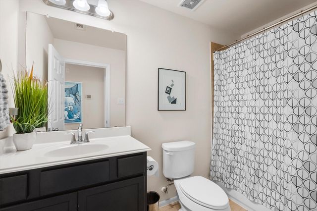 8031 Villa Lago Lane, Houston, TX 77070