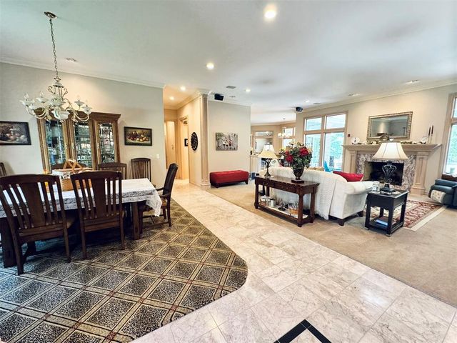 9125 Whispering Oaks Drive, Midwest City, OK 73130