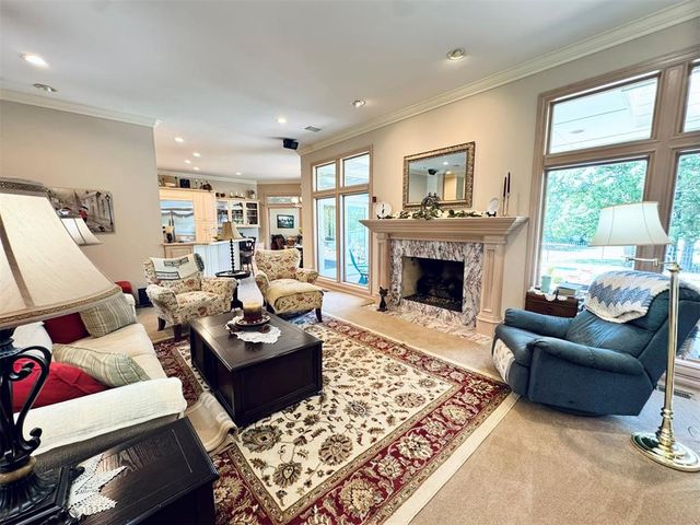 9125 Whispering Oaks Drive, Midwest City, OK 73130
