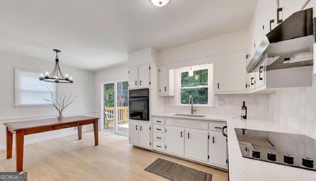 4520 Santa Fe Trail SW, Atlanta, GA 30331