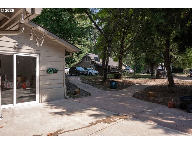 8300 Sw BLAKE St, Tualatin, OR 97062
