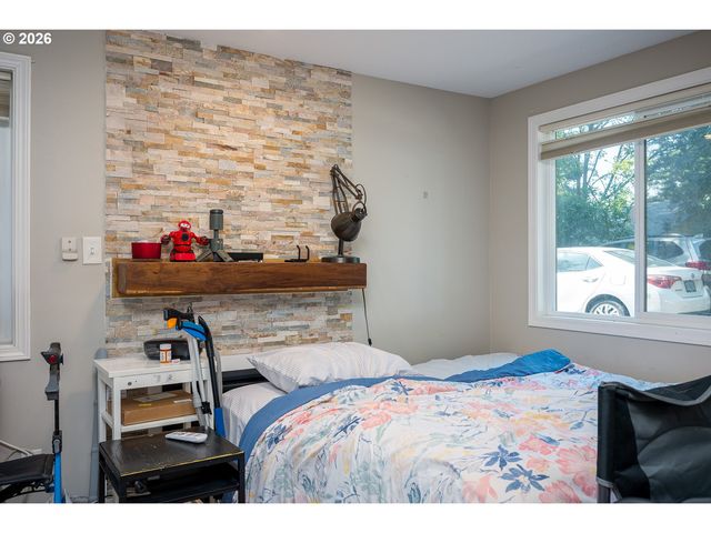 8300 Sw BLAKE St, Tualatin, OR 97062