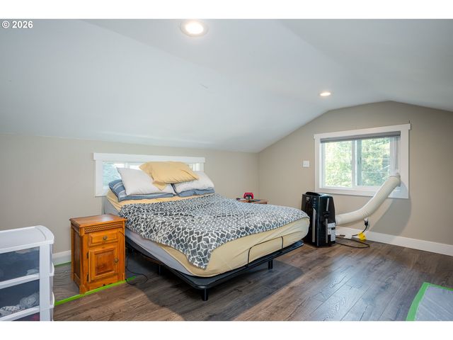 8300 Sw BLAKE St, Tualatin, OR 97062