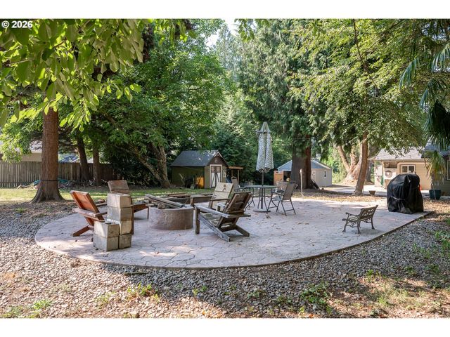 8300 Sw BLAKE St, Tualatin, OR 97062