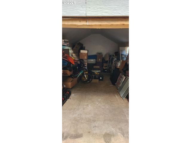 8300 Sw BLAKE St, Tualatin, OR 97062