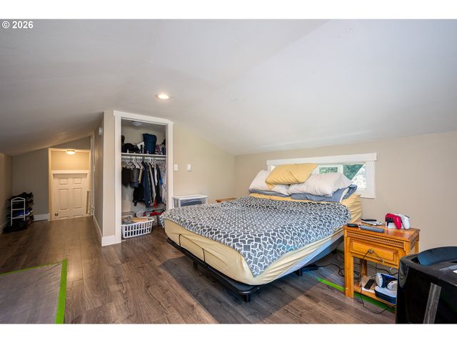 8300 Sw BLAKE St, Tualatin, OR 97062