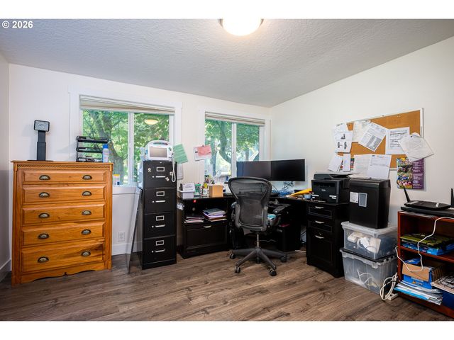 8300 Sw BLAKE St, Tualatin, OR 97062
