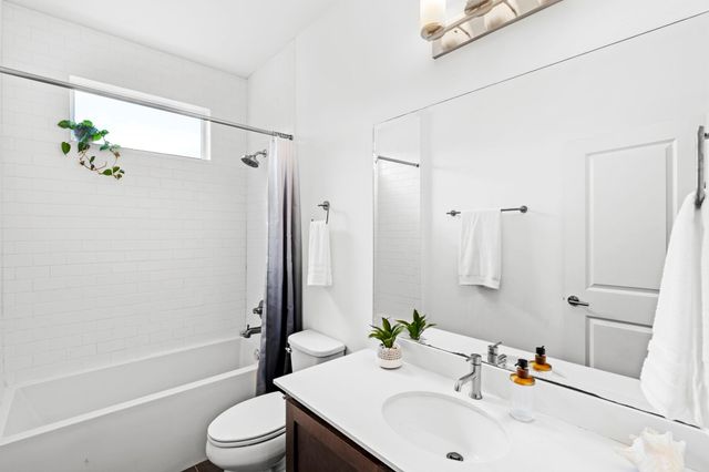 1705B Perez ST, Austin, TX 78721