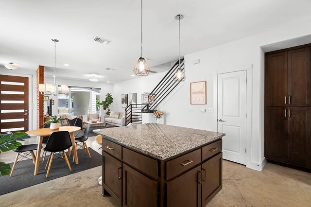 1705B Perez ST, Austin, TX 78721