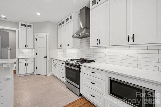 615 Short Stroll Court, Clover, SC 29710