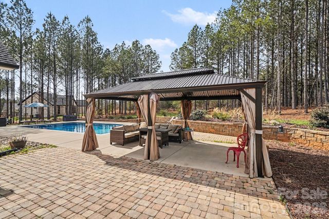615 Short Stroll Court, Clover, SC 29710