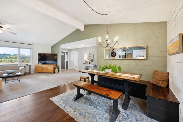 64 Oakland Road, Cambridge, WI 53523