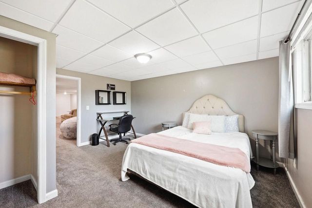 64 Oakland Road, Cambridge, WI 53523