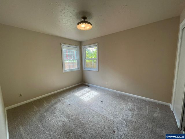 495 Richmond Av SE, Salem, OR 97301