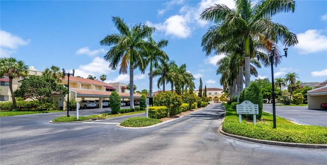 6101 34TH STREET W 1D, Bradenton, FL 34210