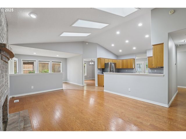 10400 Ne 33RD Ave, Vancouver, WA 98686