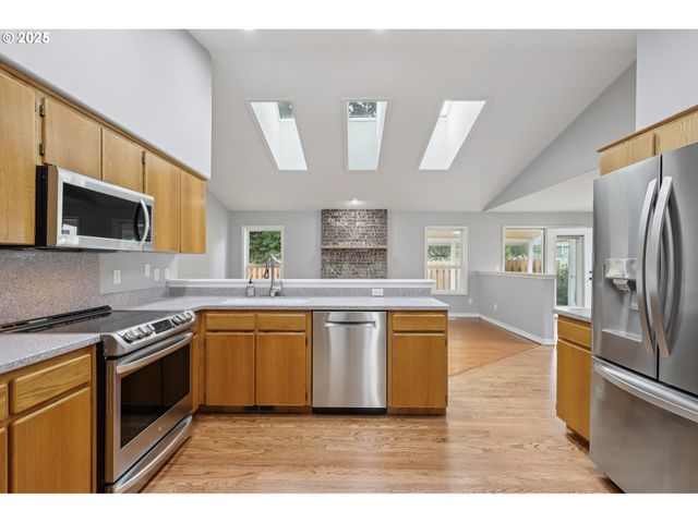 10400 Ne 33RD Ave, Vancouver, WA 98686