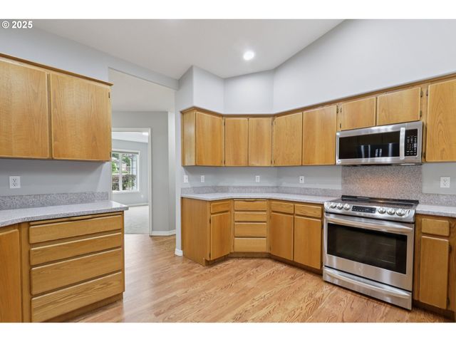10400 Ne 33RD Ave, Vancouver, WA 98686