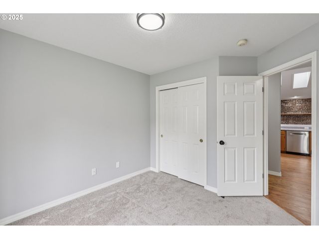 10400 Ne 33RD Ave, Vancouver, WA 98686