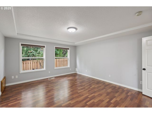 10400 Ne 33RD Ave, Vancouver, WA 98686