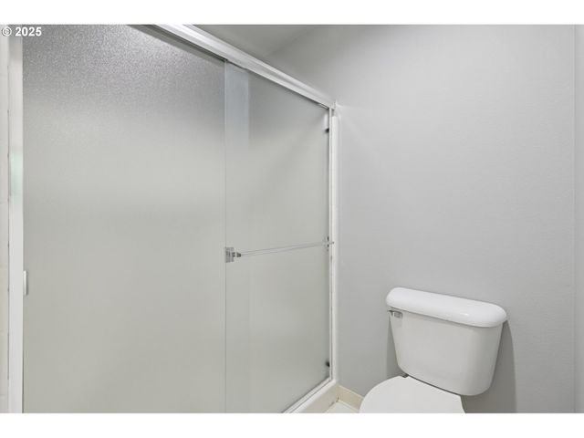 10400 Ne 33RD Ave, Vancouver, WA 98686