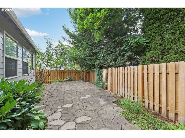 10400 Ne 33RD Ave, Vancouver, WA 98686