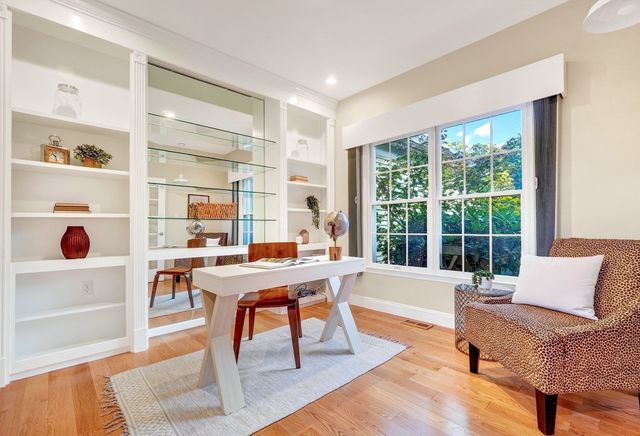 45 Pickman Dr 45, Bedford, MA 01730