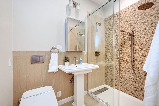 45 Pickman Dr 45, Bedford, MA 01730