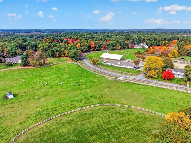 45 Pickman Dr 45, Bedford, MA 01730