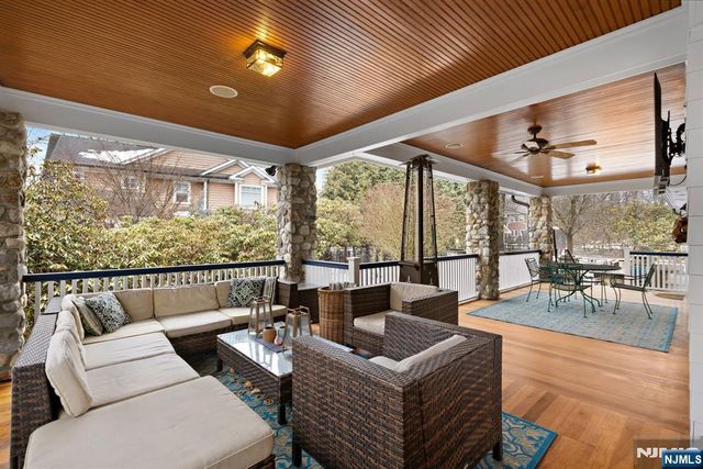 12 Midwood Road, Glen Rock, NJ 07452