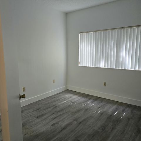 2445 SW 18th Terrace 902, Fort Lauderdale, FL 33315