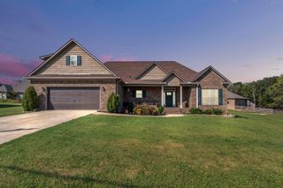 2614 Etna Dr, Chapel Hill, TN 37034