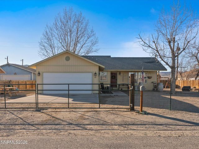 13 St Andrews Drive, Yerington, NV 89447