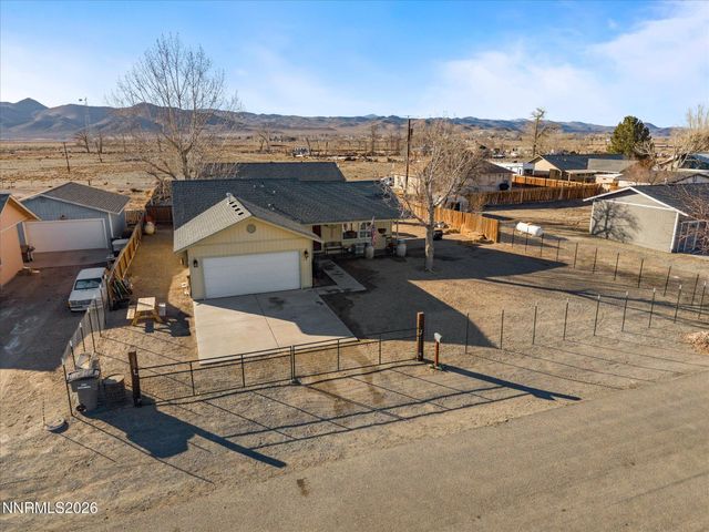 13 St Andrews Drive, Yerington, NV 89447
