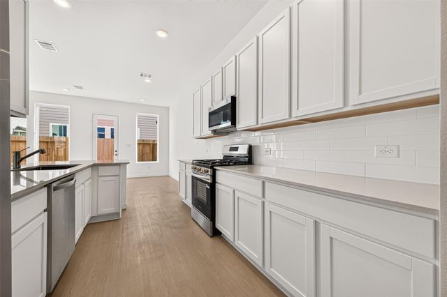2212 Via Vicky Road, Houston, TX 77051