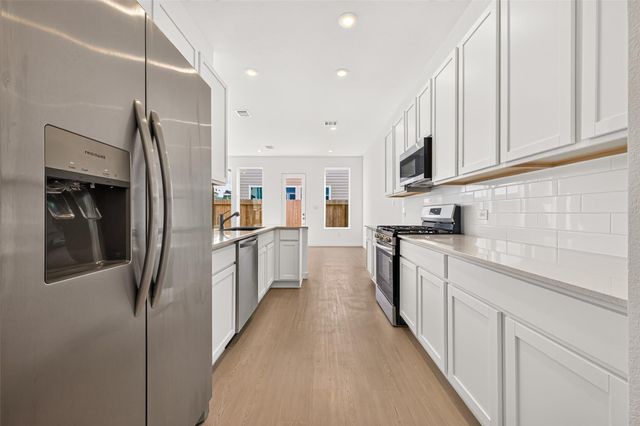 2212 Via Vicky Road, Houston, TX 77051