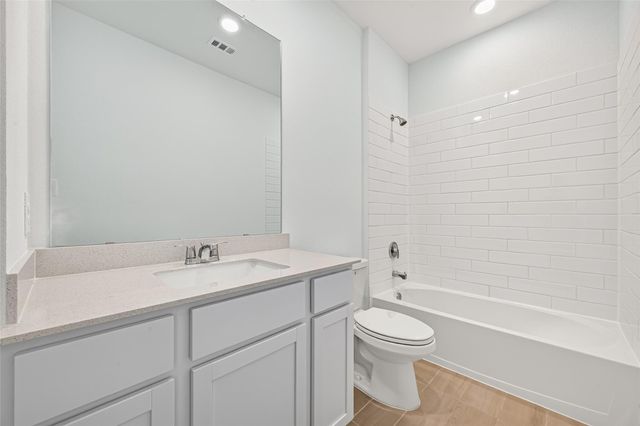 2212 Via Vicky Road, Houston, TX 77051