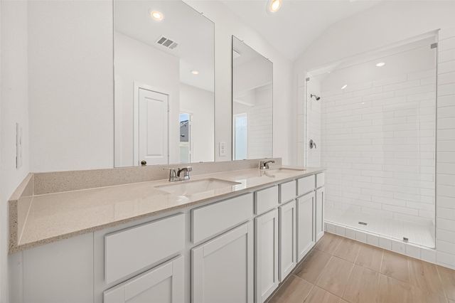 2212 Via Vicky Road, Houston, TX 77051