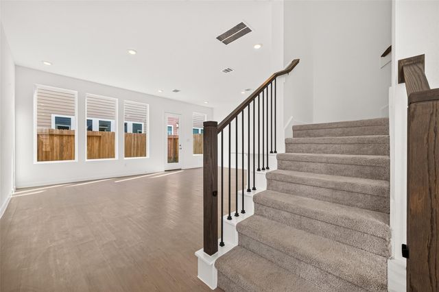 2212 Via Vicky Road, Houston, TX 77051